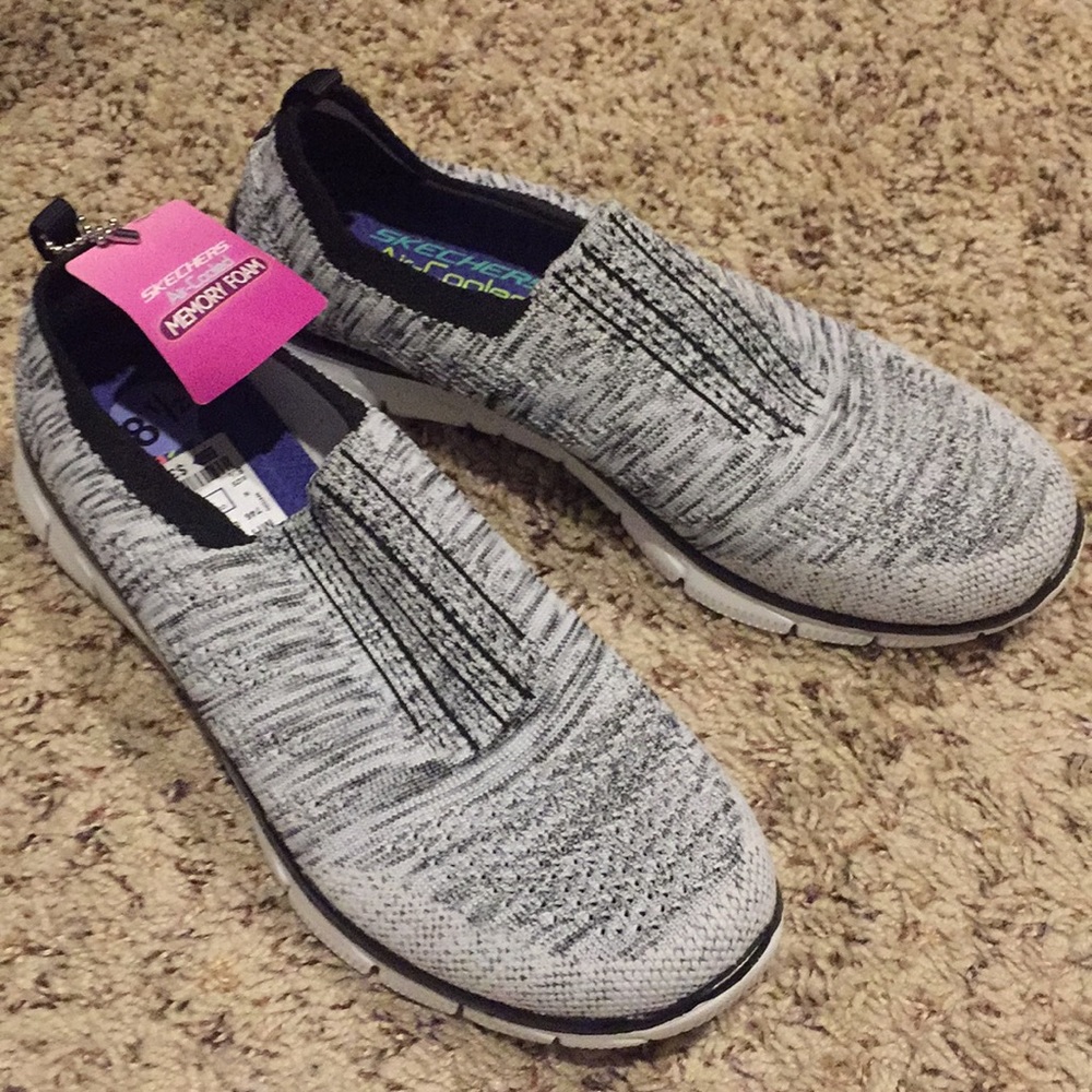 Brand New Skechers Air-Cooled Memory Foam